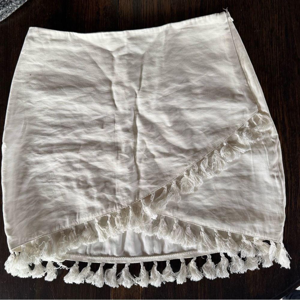 Vici Asymmetrical Tassel Skirt size medium - Picture 2 of 9